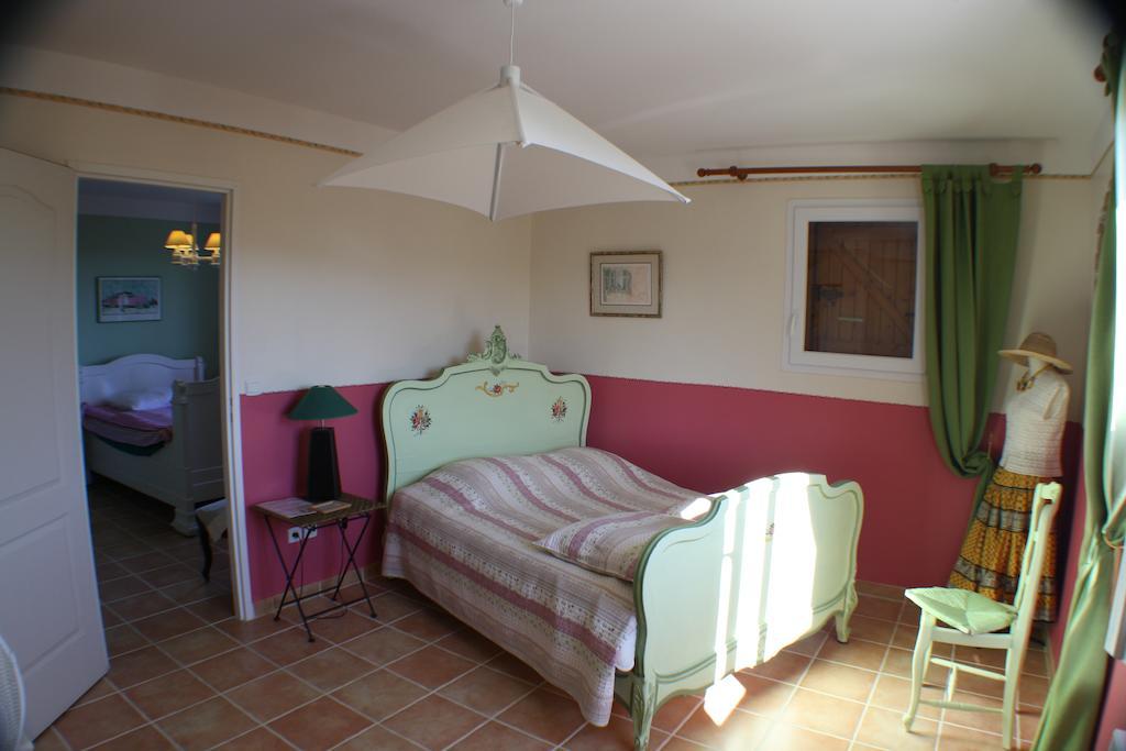 Mas De Courreges Hotell Saint-Hippolyte-du-Fort Exteriör bild